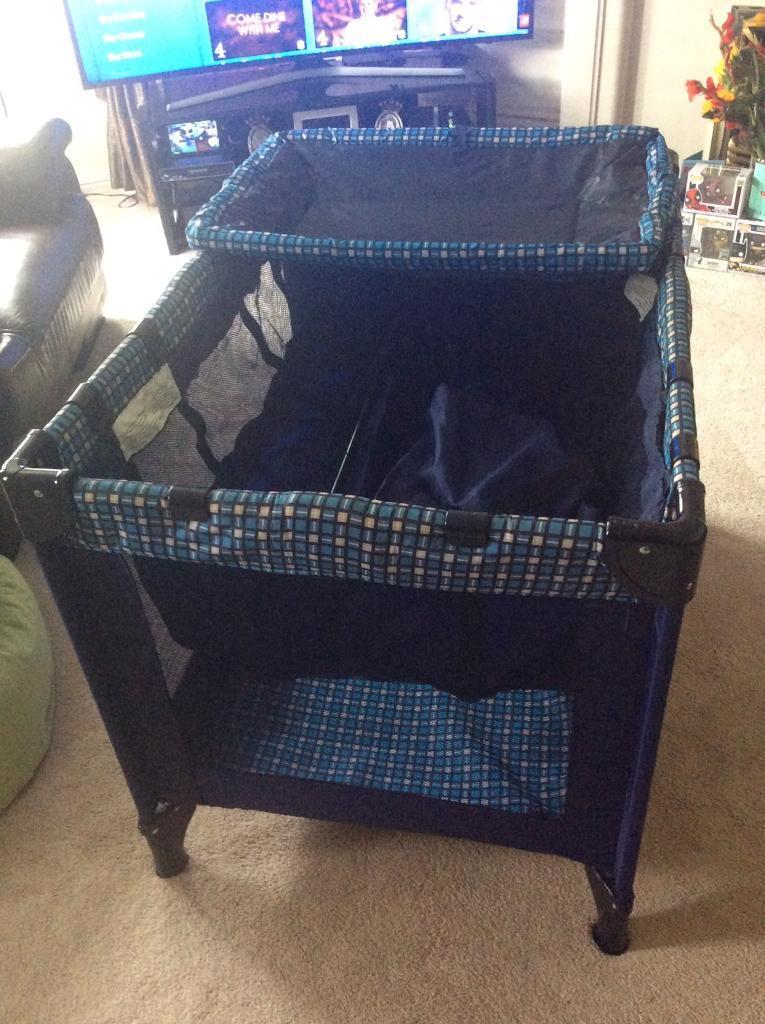 little shield travel cot